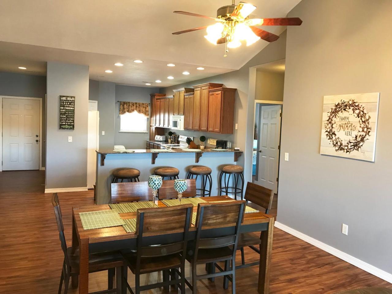 Lakefront And Lake View Indian Point Condo With Boat Slip แบรนสัน ภายนอก รูปภาพ